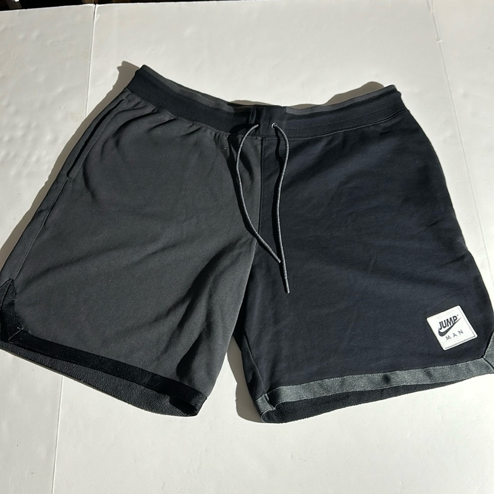 82% cotton 18%polyester